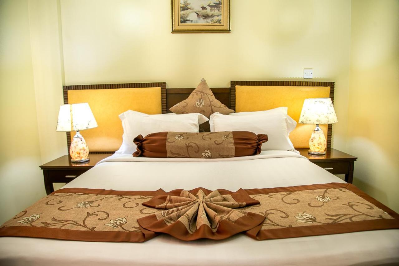 Kebbys Hotel Νταρ ες Σαλάμ Εξωτερικό φωτογραφία
