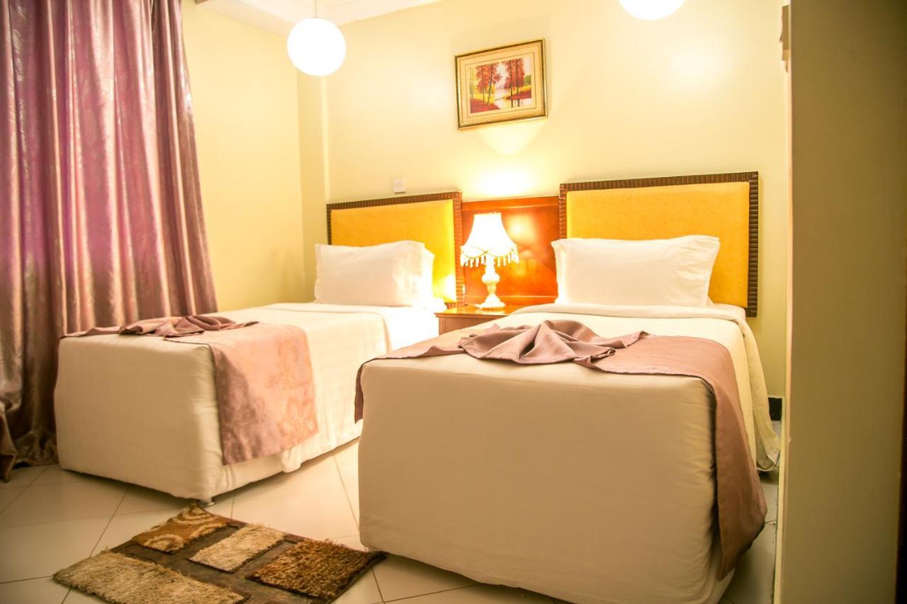 Kebbys Hotel Νταρ ες Σαλάμ Εξωτερικό φωτογραφία