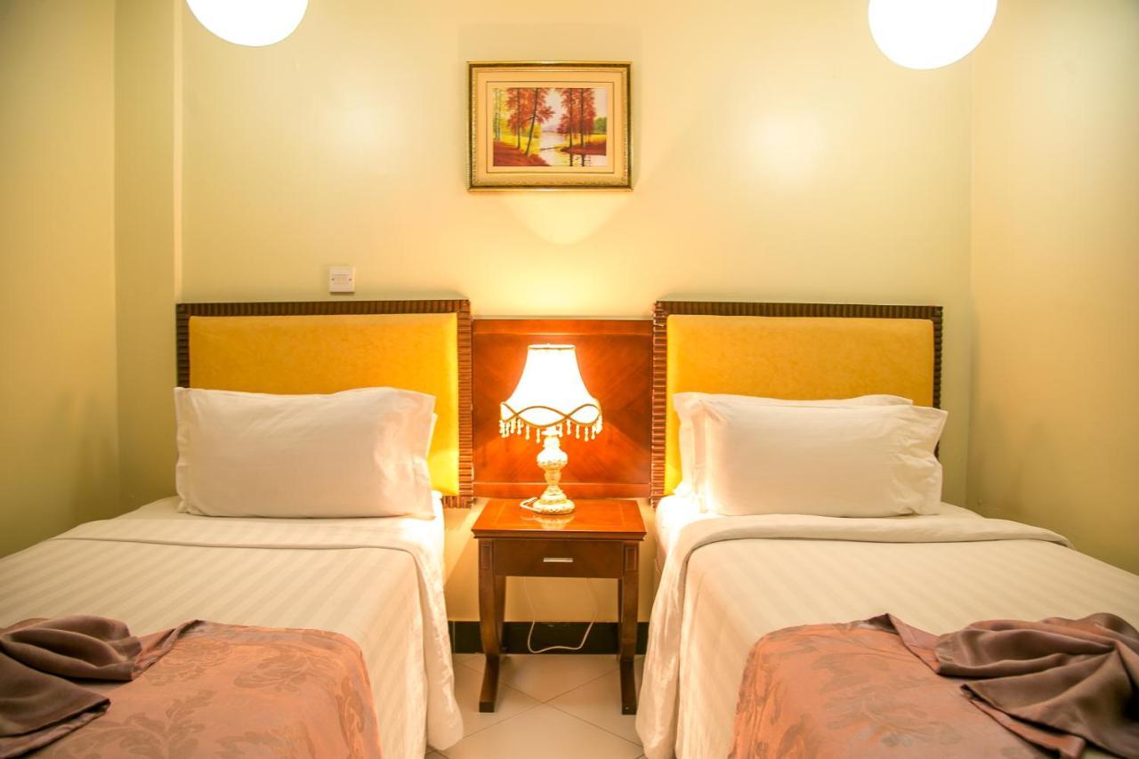 Kebbys Hotel Νταρ ες Σαλάμ Εξωτερικό φωτογραφία